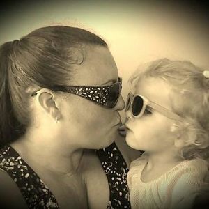 Meet your Posher, Christy